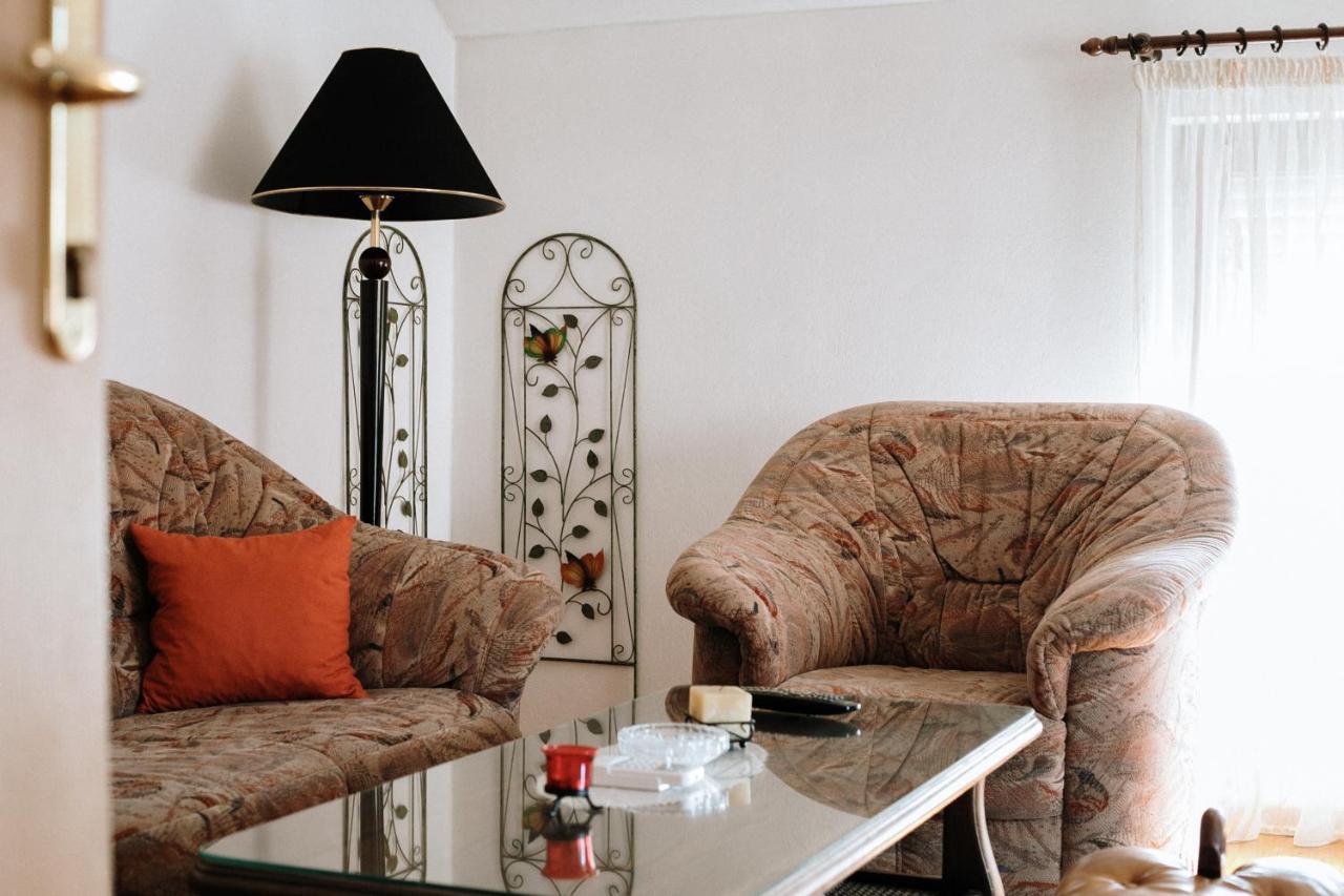 מוסטר Apartment Ikar מראה חיצוני תמונה