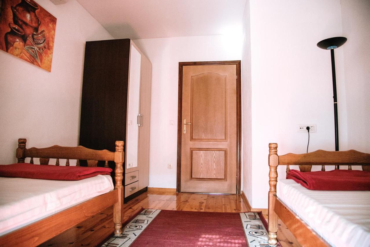 מוסטר Apartment Ikar מראה חיצוני תמונה