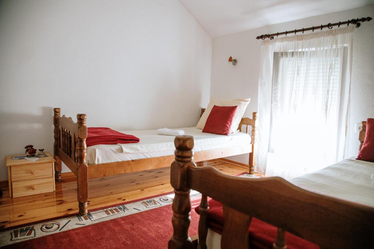 מוסטר Apartment Ikar מראה חיצוני תמונה
