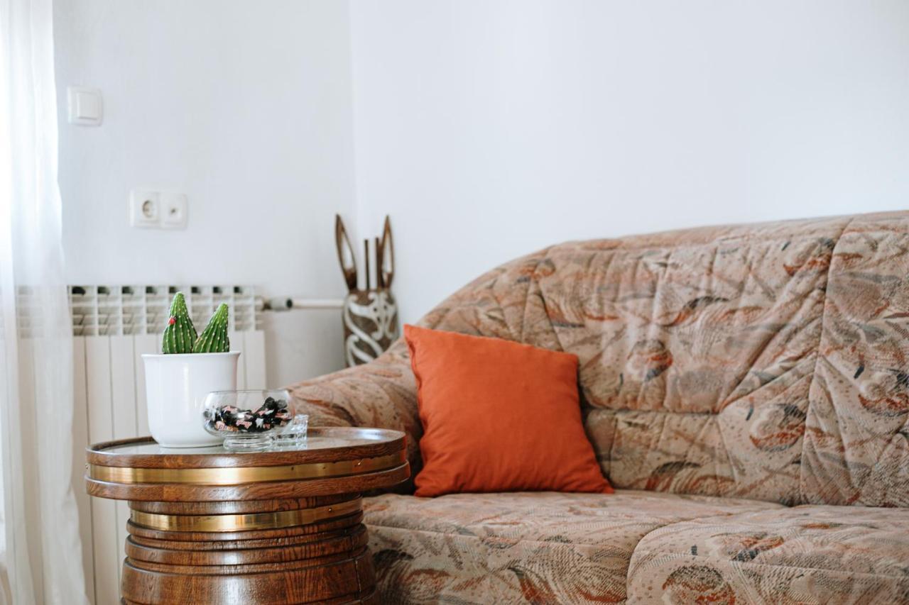 מוסטר Apartment Ikar מראה חיצוני תמונה